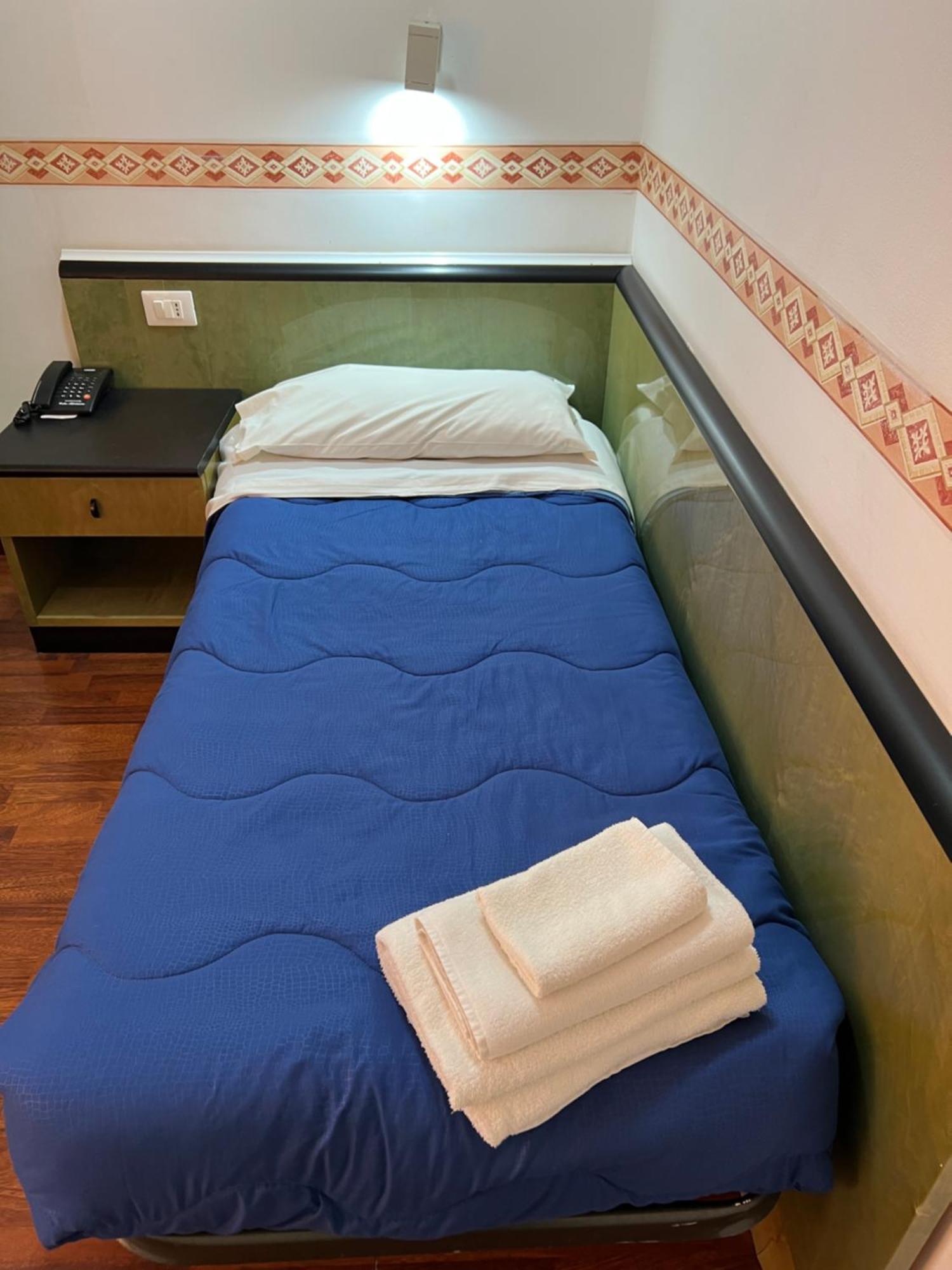 Hotel Como سيراكوزا الغرفة الصورة