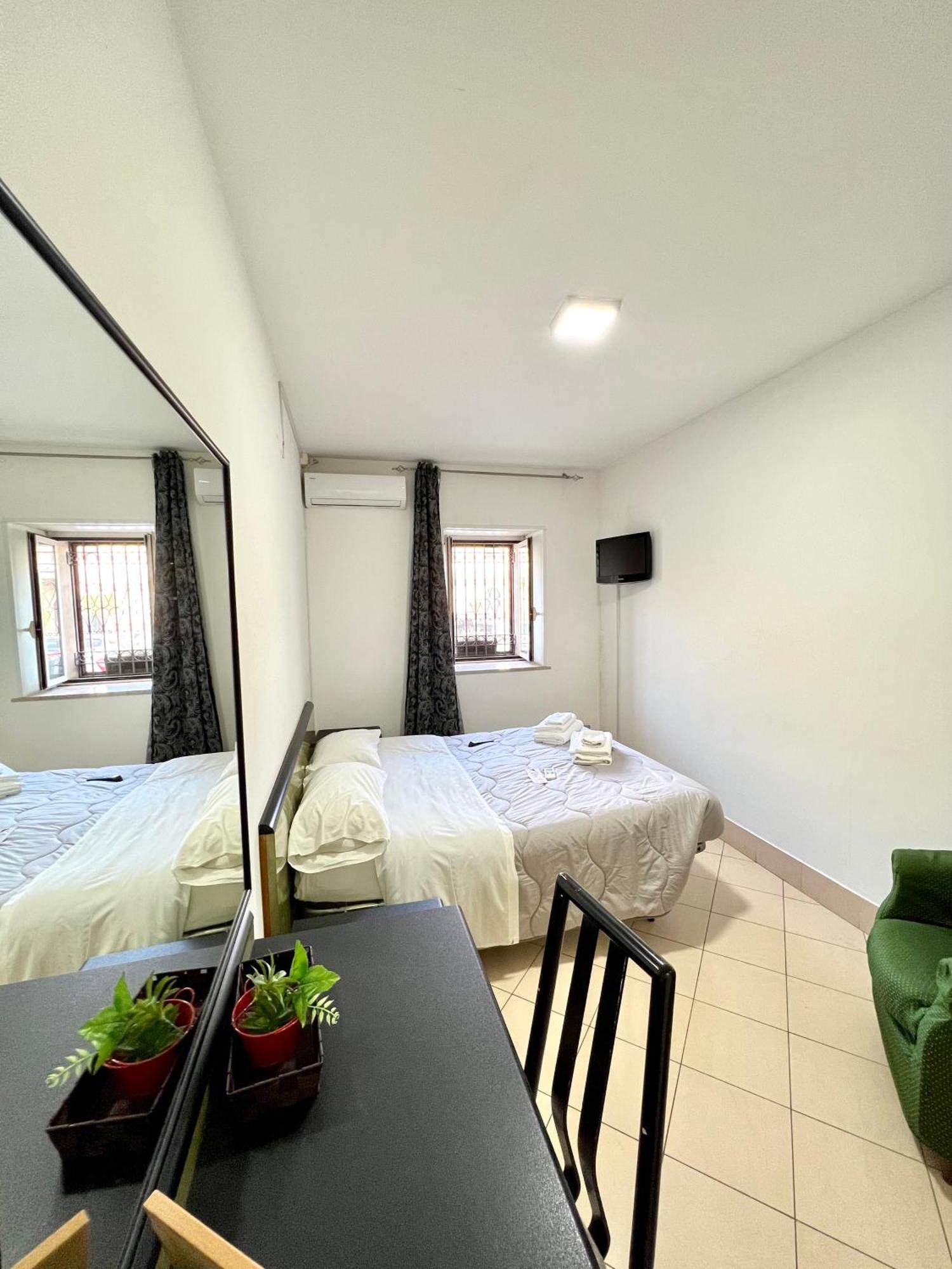Hotel Como سيراكوزا الغرفة الصورة